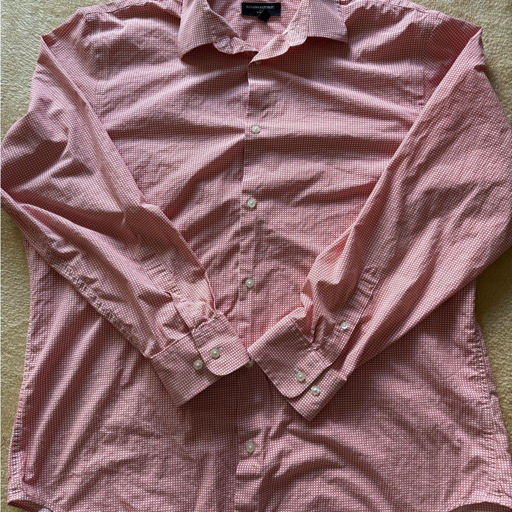 **BUNDLE AND SAVE 3 for $25** Banana Republic Orange & Red Gingham Button Down